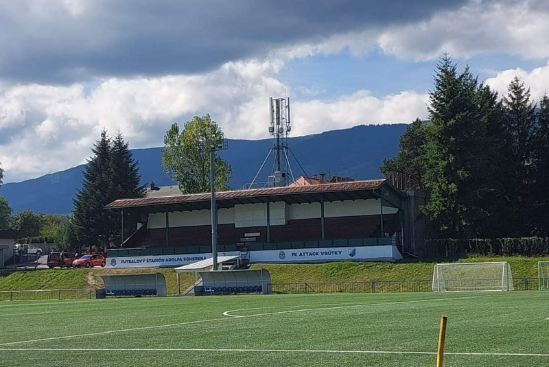 Referencie / Futbalové ihrisko 7040 m2 Mesto Vrútky - foto